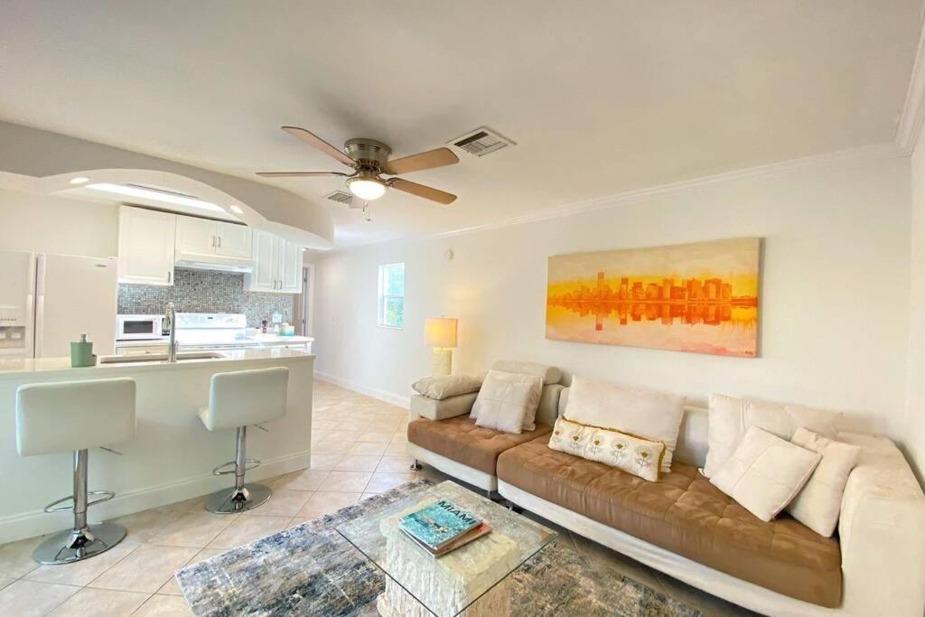 Cheerfull 4/Bed/ 3 Bath / Pool / Best Location North North Naples Exterior foto